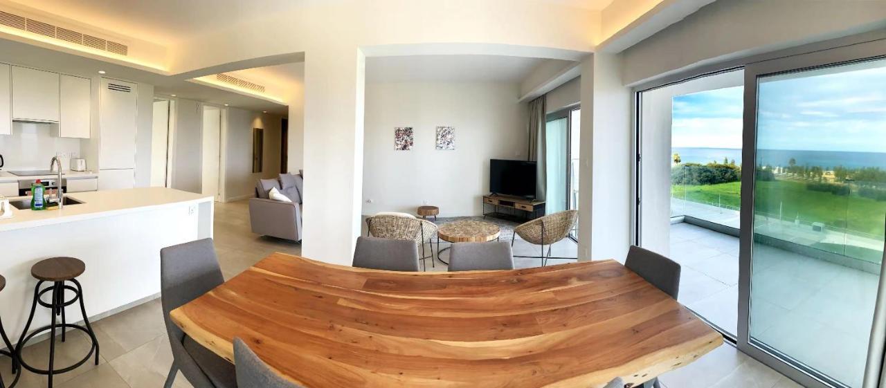 Emerald Suites Protaras Exterior photo