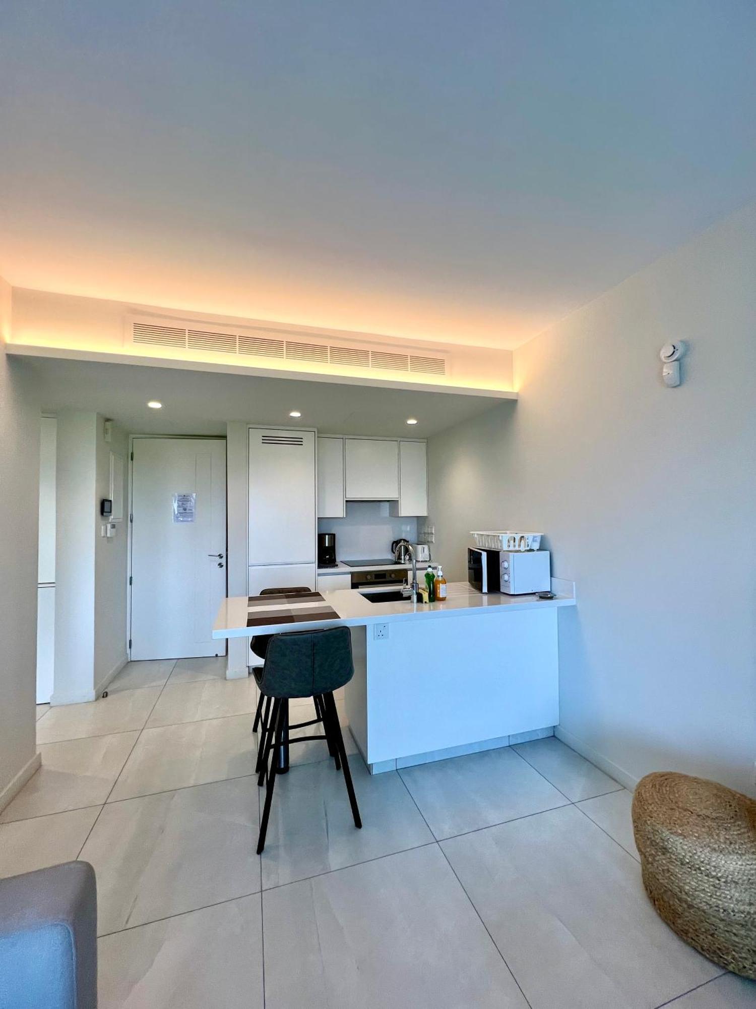 Emerald Suites Protaras Exterior photo