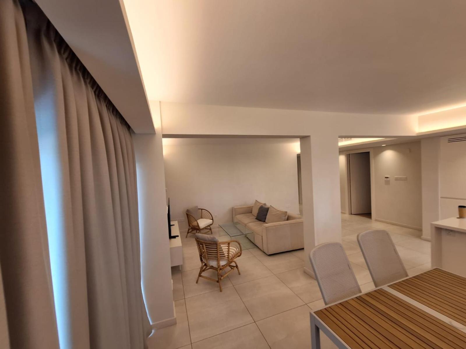 Emerald Suites Protaras Exterior photo