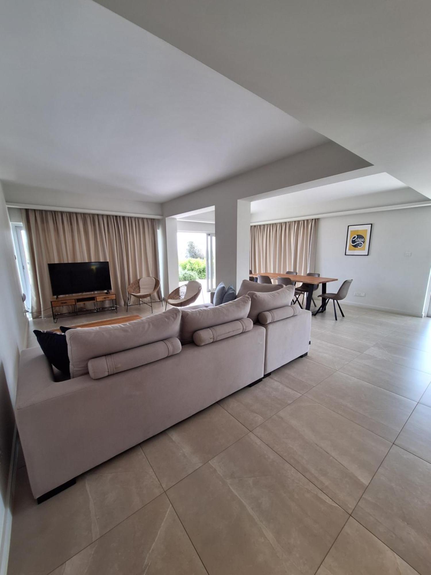 Emerald Suites Protaras Exterior photo